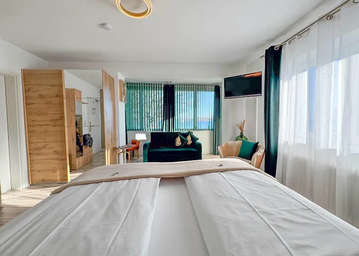 Sieben Am Hotel