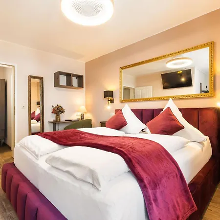 Sieben Am Hotel
